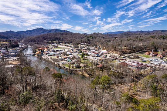 Big Oaks Pointe | Vacation Cabin Rental with Smoky Mountain Views over ...