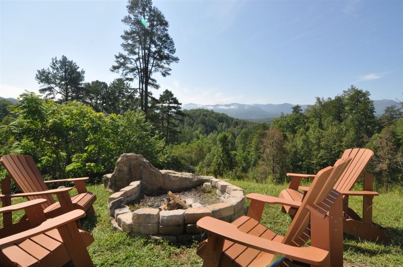 A Wilderness Hideaway Smoky Mountains Vacation Cabin Rental