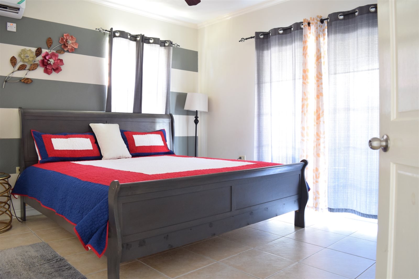 Kingston Jamaica Vacation Rental - Kingston City Condo