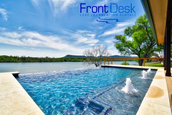 Texas Resorts Lake Lbj Lodging With Swimming Pool Jacuzzi