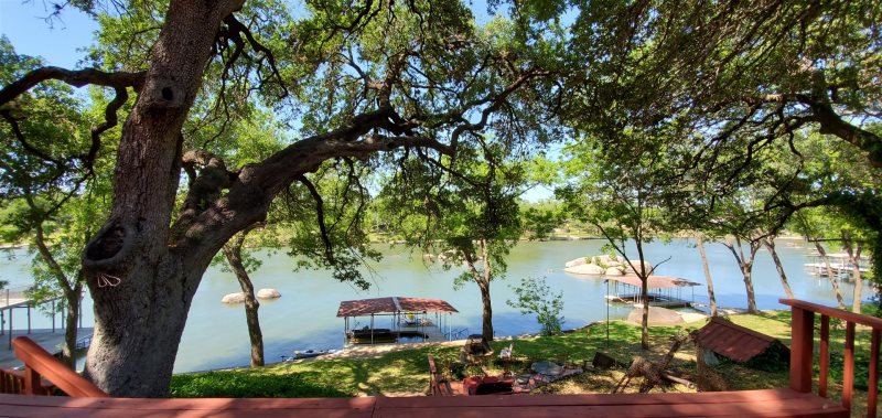 Cool Waters Lake Lbj Cabin Rental Lake Lbj Lodging