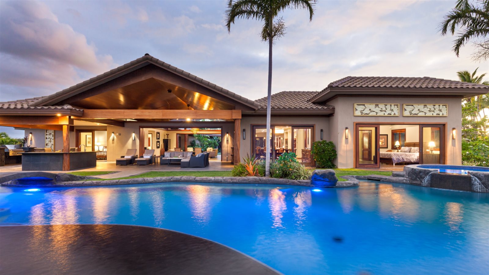 Island Beach Rentals dba Hawaii Vacation Rentals - Hale Hokulele (House