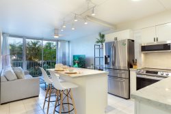 'OLINA - Puako Condo 106 - Newly Renovated - Cheery & Bright