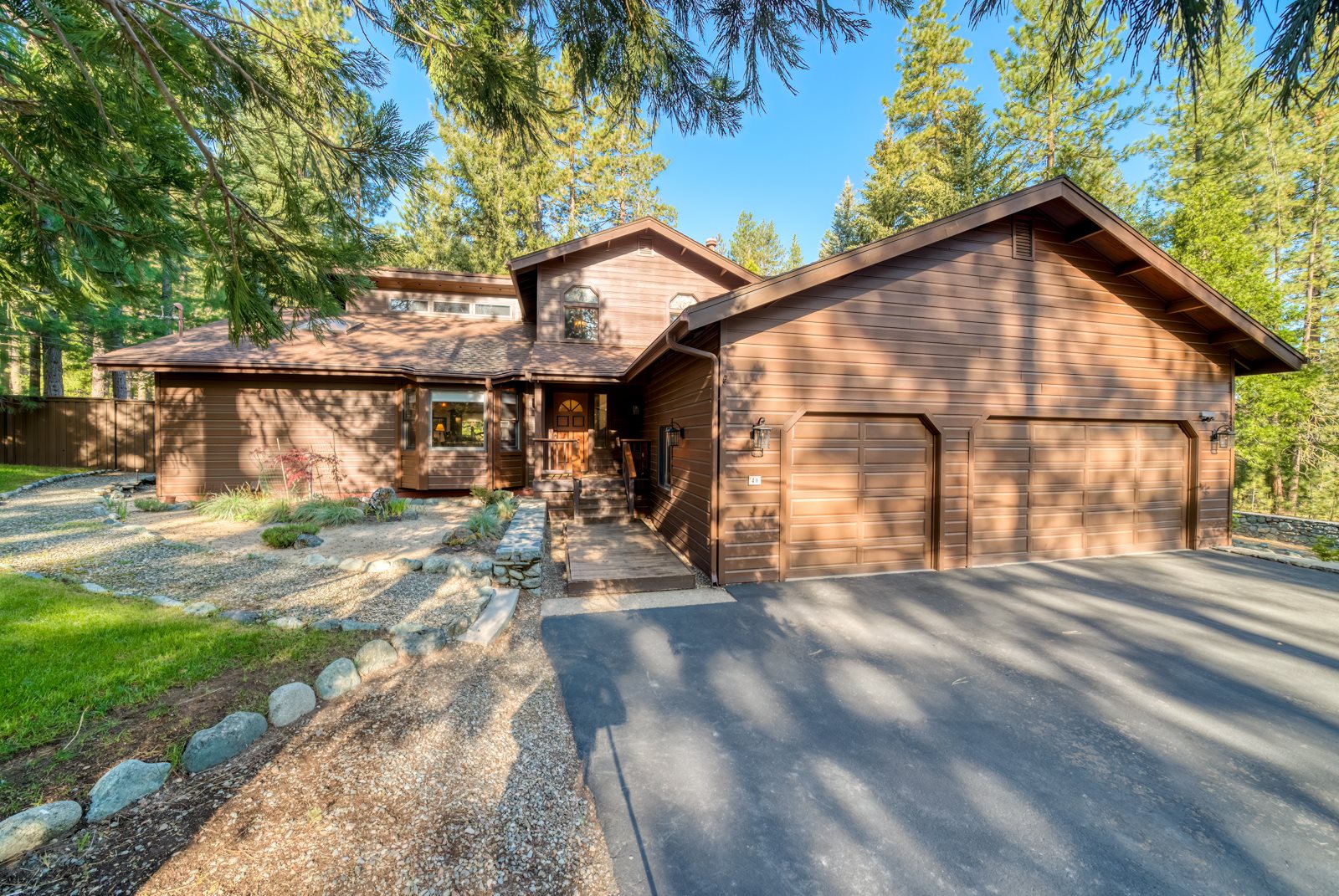 46 Paiute Plumas Pines Vacation Homes and Rentals