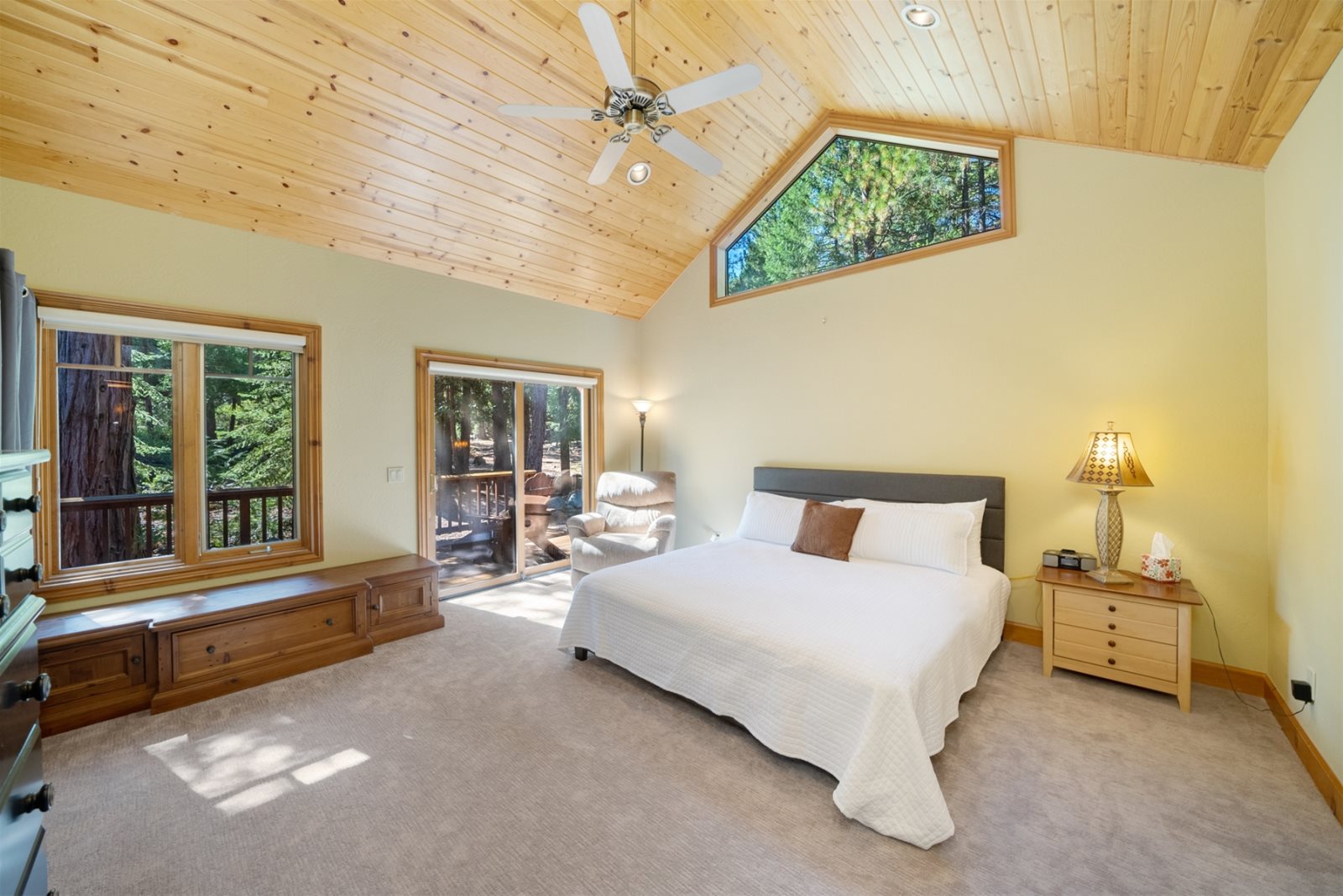 24 Wishram Plumas Pines Vacation Homes and Rentals