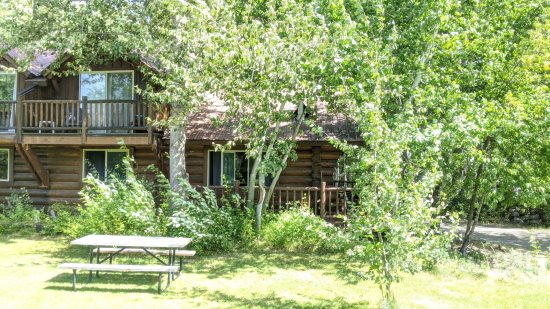 Pet Friendly Lodging In Winthrop Wa Methow Valley Cabin Rentals