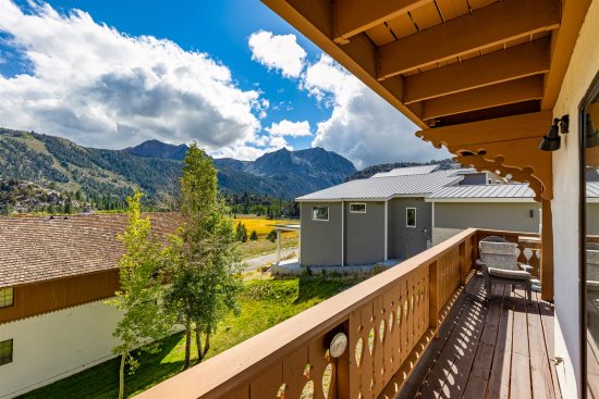 June Lake Vacation Rentals Lake View