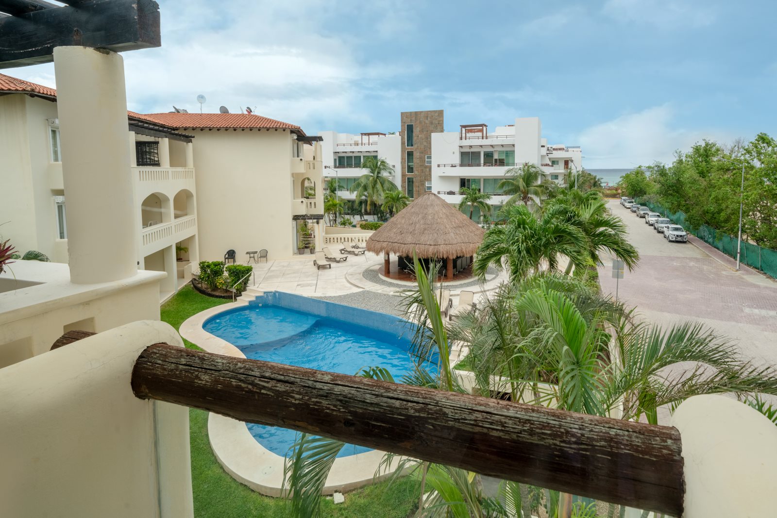 luna maya condominiums playa del carmen