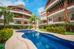 Modern 3 bedroom Condo in the Center of Playa del Carmen - Quiet and spacious