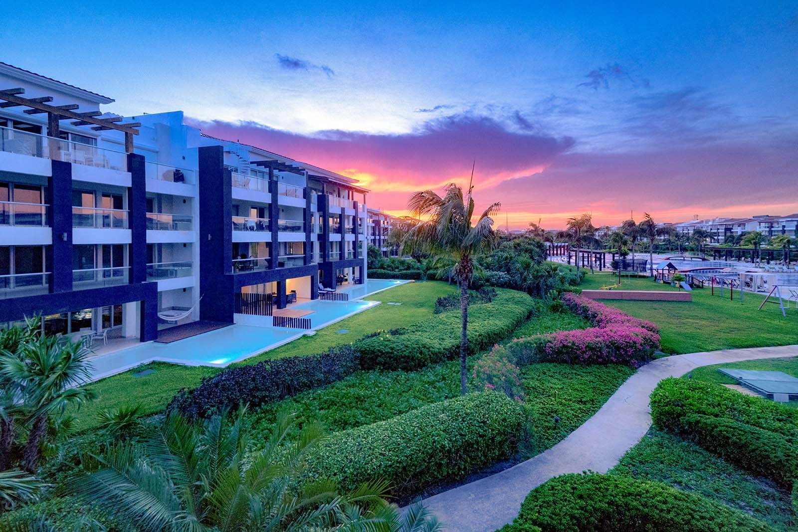 mareazul beach condos at playa del carmen