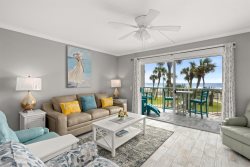 The Summit 228- Stylish Beach Front Condo With Ocean Views And Seasonal Beach Chairs 