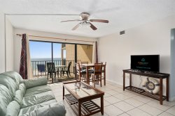 Moondriter 606 - Beach Front Condo with Shared Pool