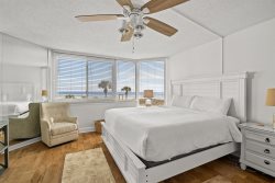 Top of The Gulf 213 - Beautifully Decorated, Couples Getaway