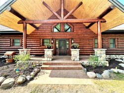 Escape to Wild River Retreat! 
