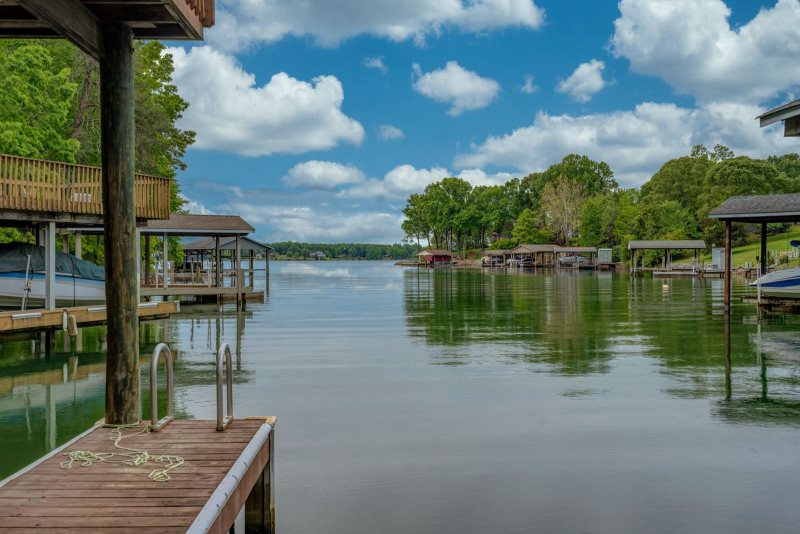 Homes On Smith Mountain Lake Family Friendly Cabin Like Home On