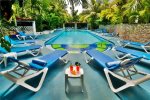 natz Ti Ha has a large pool 