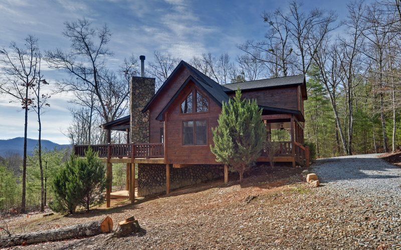 Blue Ridge Mountain Retreat | Moonshine Mountain | Blue Ridge Cabin Rentals