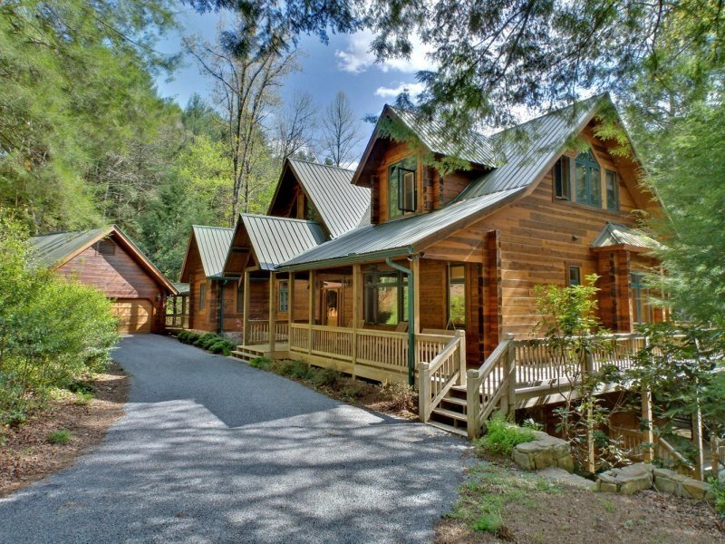 Georgia Cabin Rental Exterior