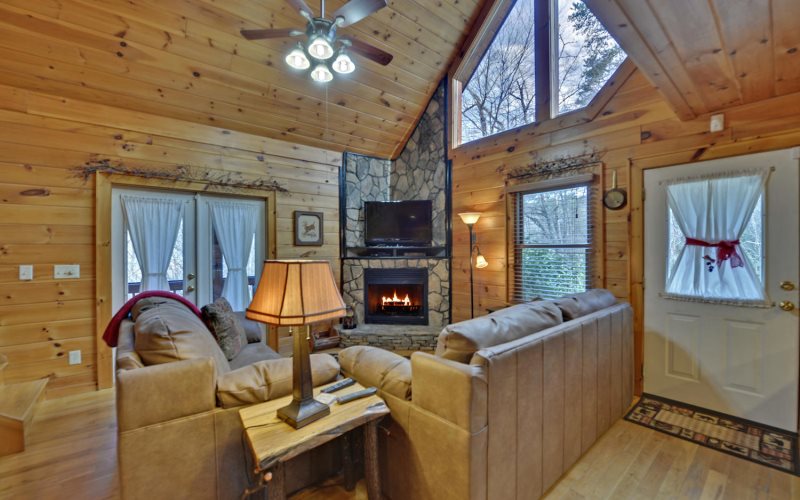 Sugar Creek Hideaway Blue Ridge Cabin Rentals Georgia