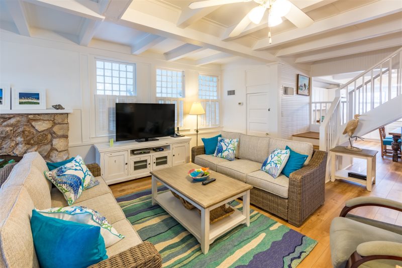 Fran Maxon Real Estate Inc 304 Gulf Blvd Fl