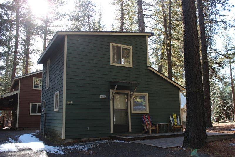 A Short Walk To Davis Beach Ponderosa Park And Downtown Mccall