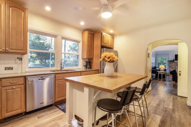 Mill Pond Realty Vacation Rentals Four Seasons