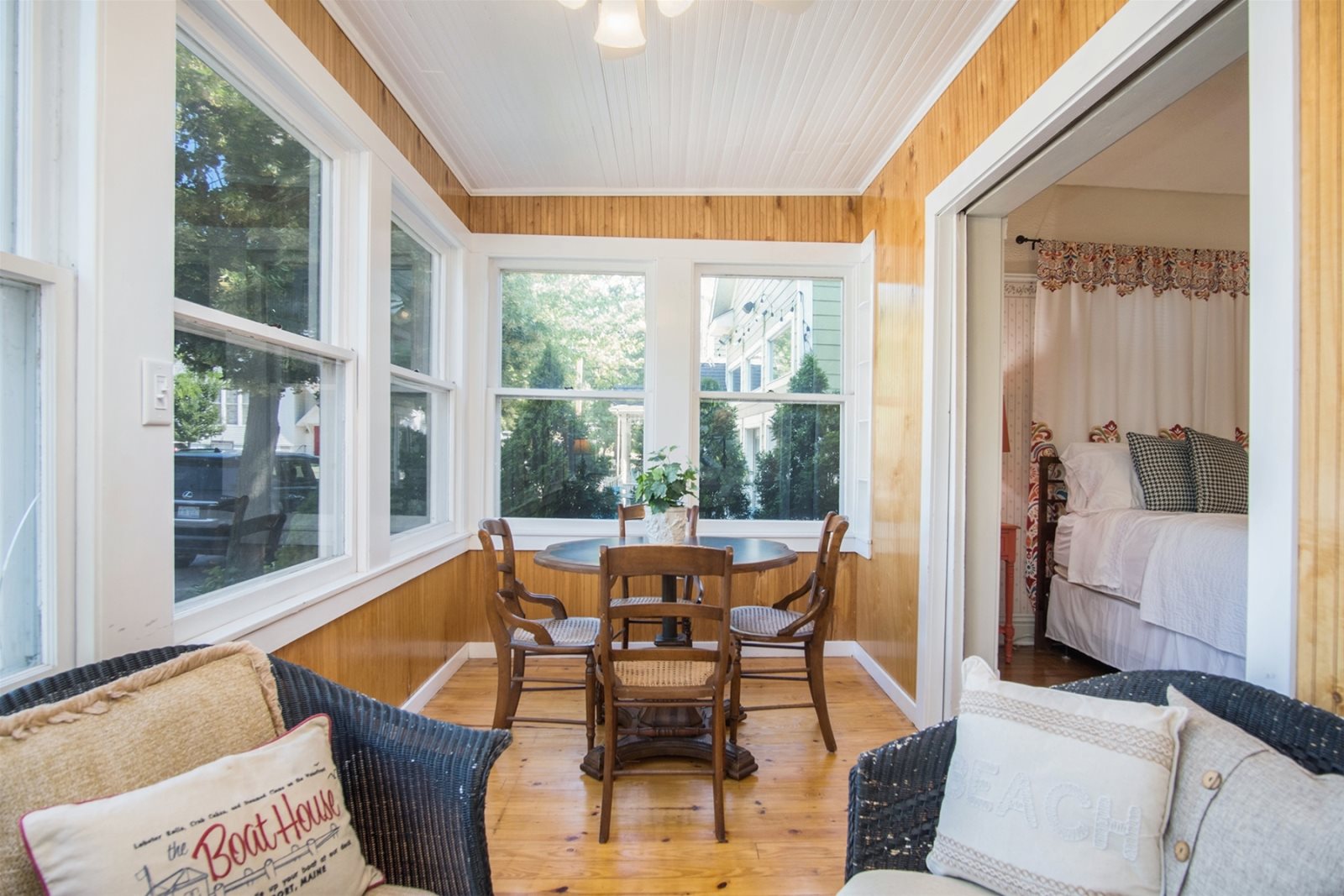 Mill Pond Realty Vacation Rental Saugatuck Lodge