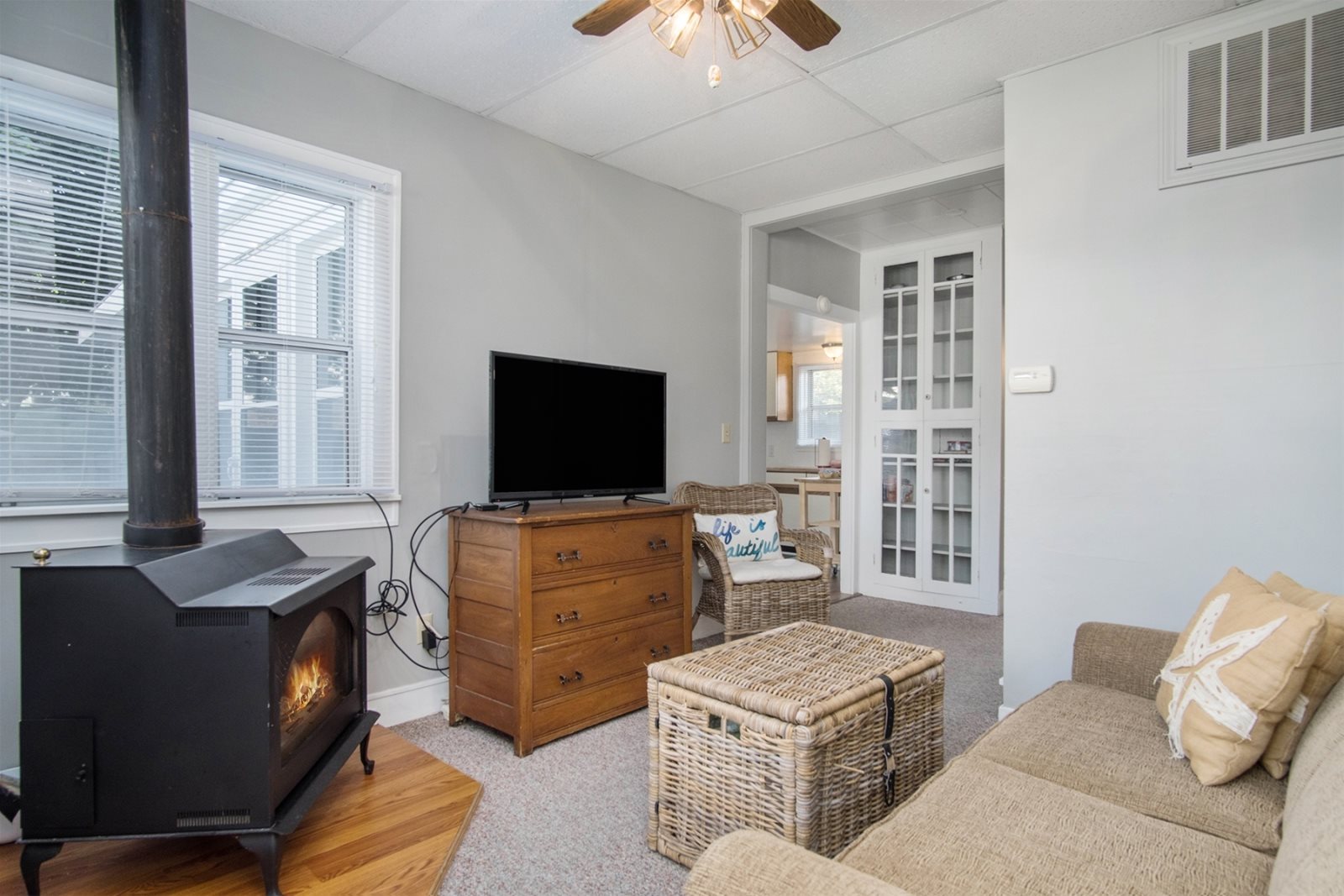 Mill Pond Realty Vacation Rental Saugatuck Lodge