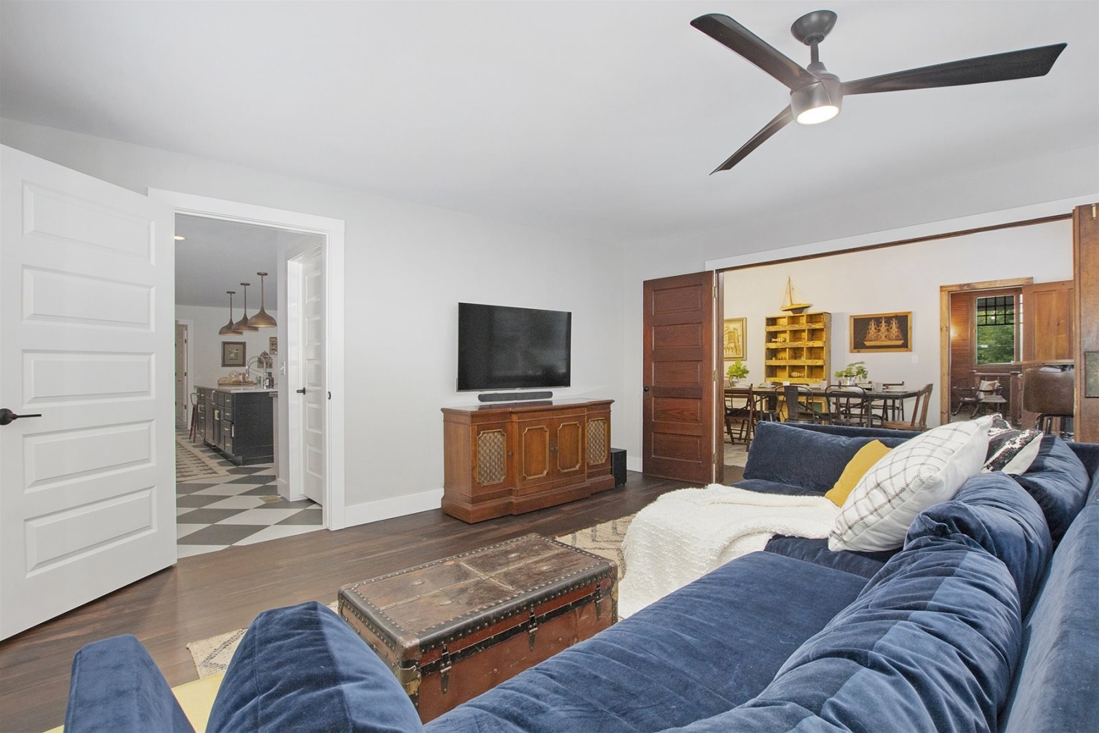 Mill Pond Realty Vacation Rental Pine Lodge at Groesbeck Beach