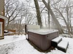 Private hot tub to enjoy year-round