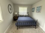 Upper Level Queen Guest Room 
