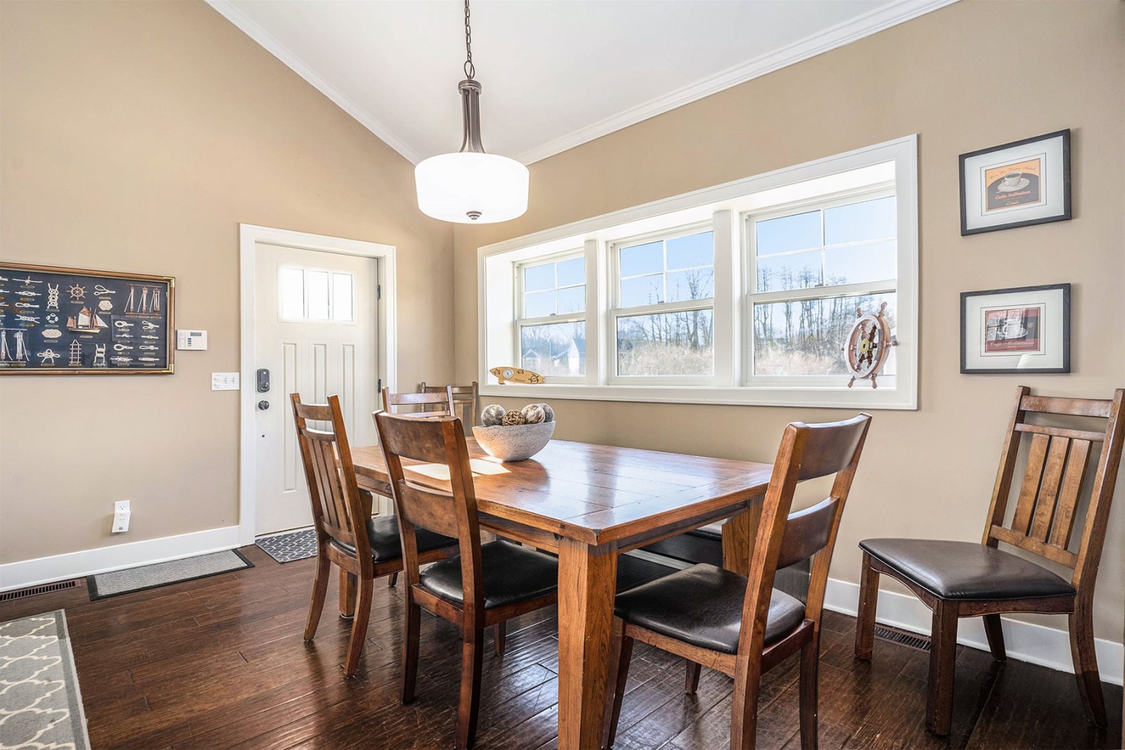 South Haven, Michigan vacation rental home with seasonal pool access