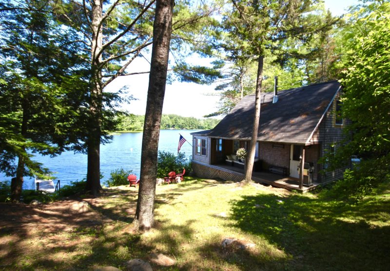 Shangri-La | Lakefront Vacation Rentals in Maine | SummerMaine