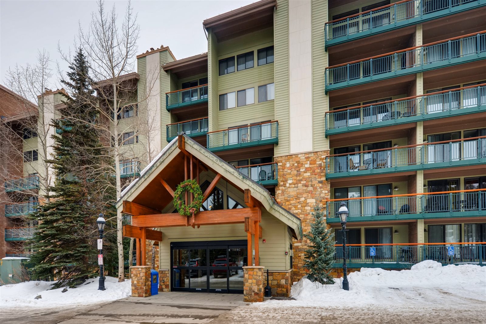 Trails End 304 | Ski-In Ski-Out Vacation Condo | Breckenridge Resort