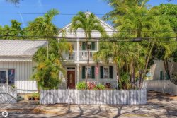 Conch Easy Livin' Monthly Vacation Home  March Special