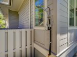 Outdoor Shower at 28 Stoney Creek