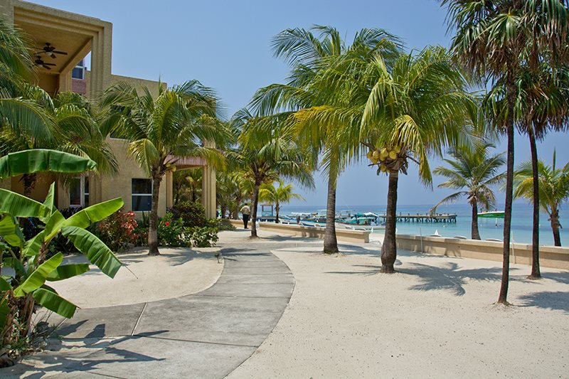 Varadero Private Roatan Condo Rental West Bay Island House Roatan