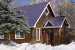 Welcome to a wonderful Crested Butte home in the heart of town