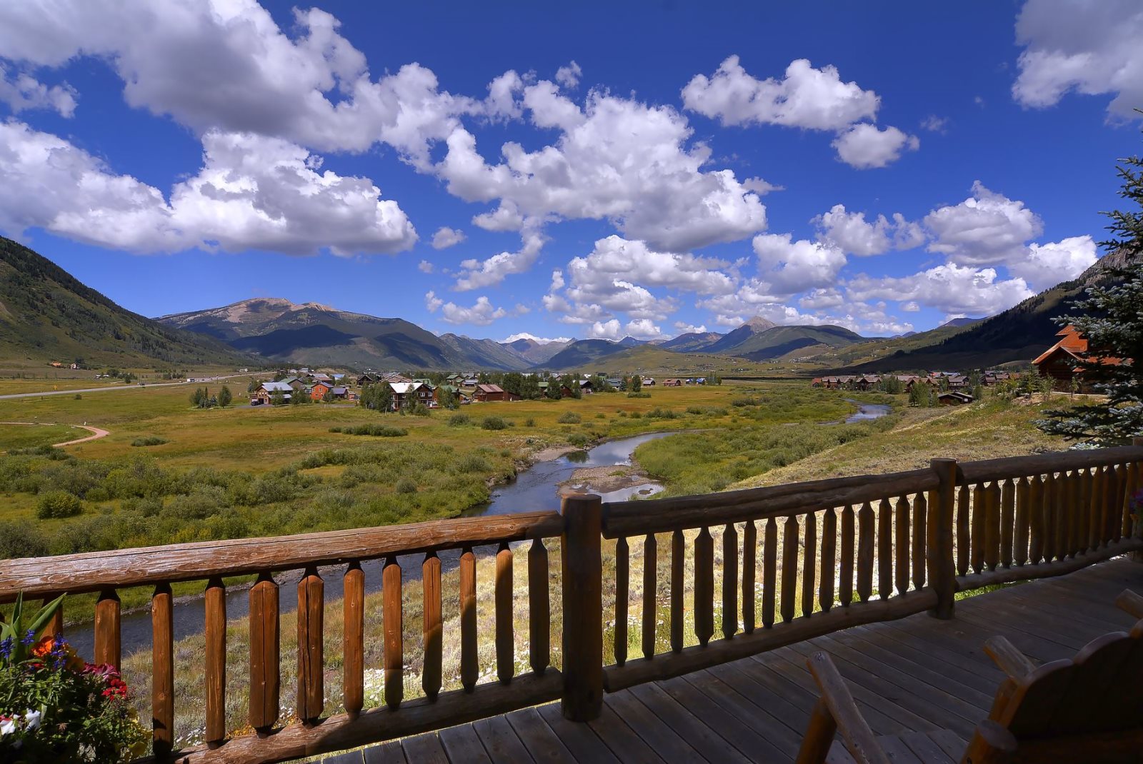 Luxury short term vacation rental l Crested Butte