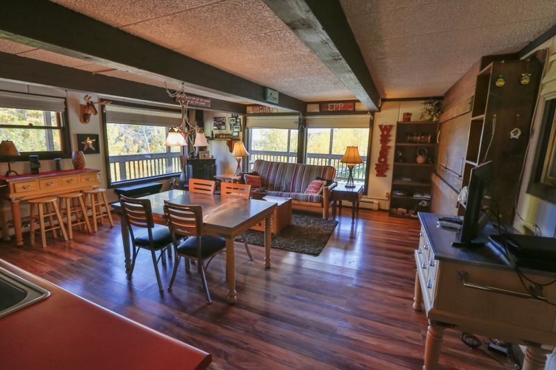 Ski lodge, vacation rental, Sunlight Mountain, Brettelberg Condo