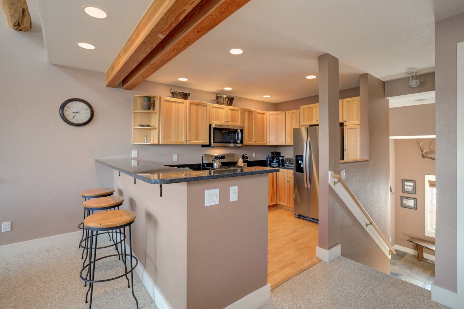 Saddle Ridge Rentals Big Sky Vacation Rental SkiIn/SkiOut to Big