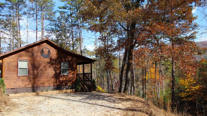 Two Bedroom Two Bath Log Cabin In Quiet Wooded Setting In Bryson City Nc