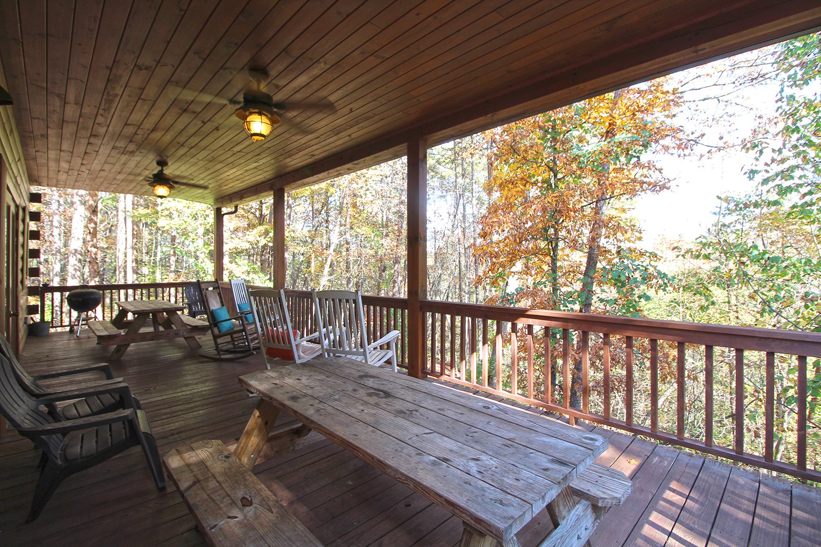 Log Cabin close to Bryson City and Cherokee, NC.