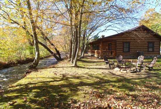 Cabins By The Creek Near Bryson City And Cherokee