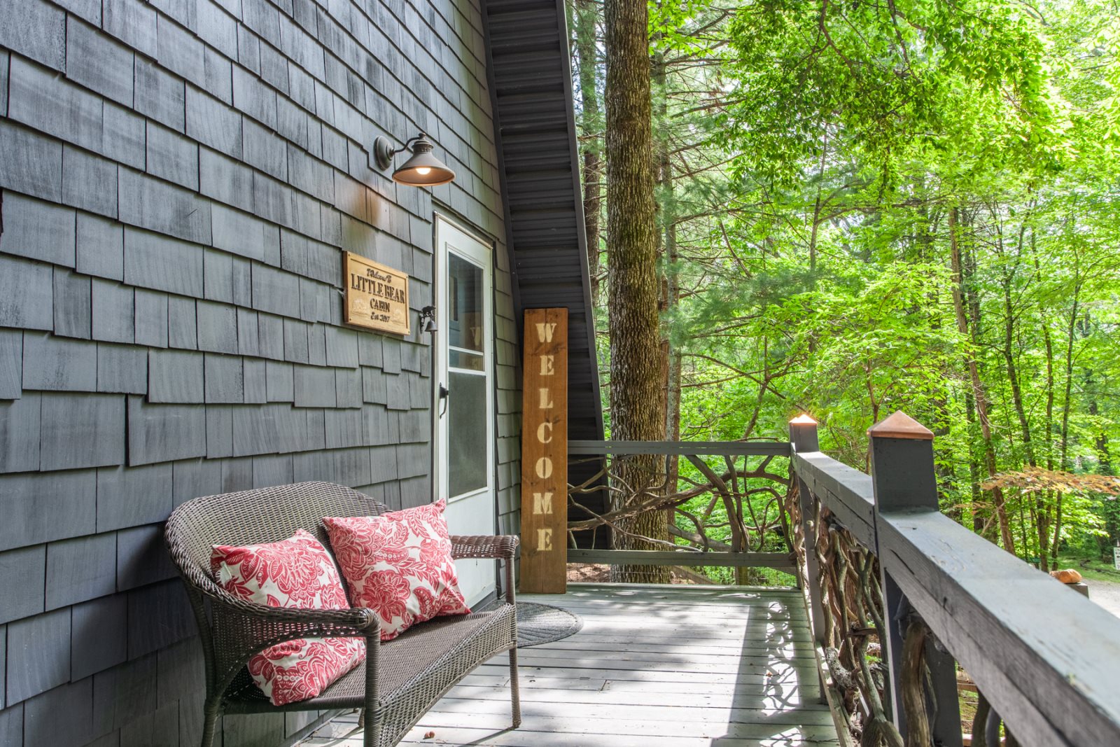 Two Bedroom, 1.5 Bath Cabin Rental in Robbinsville, NC