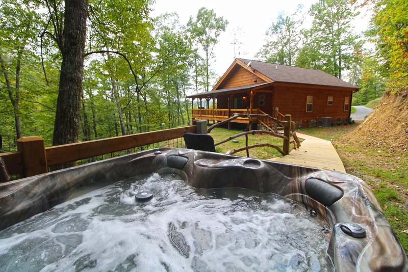 Beautiful Private Two Bedroom Log Cabin Rental Near Bryson City Nc