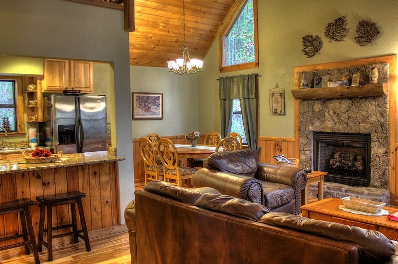 Family Friendly cabin rental near Cherokee NC