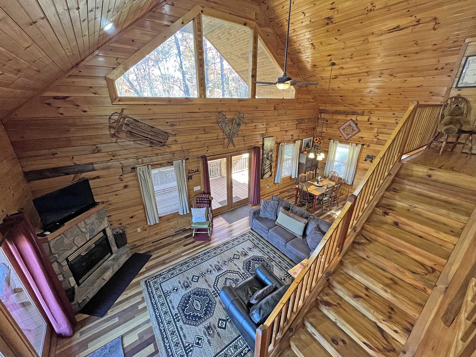 Two Bedroom Log Cabin Near Cherokee NC with Hot Tub