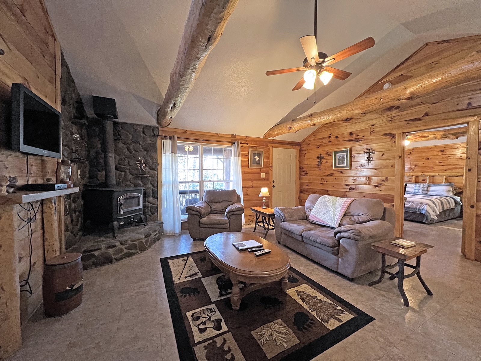 Romantic Log Cabin Rental Near Harrah's Casino in Cherokee NC