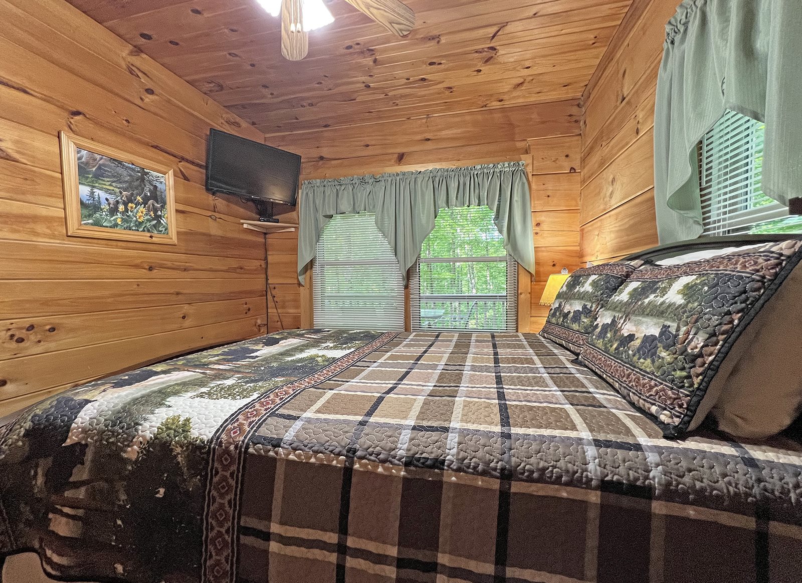 Cabin Rental in Bryson City near whitewater rafting